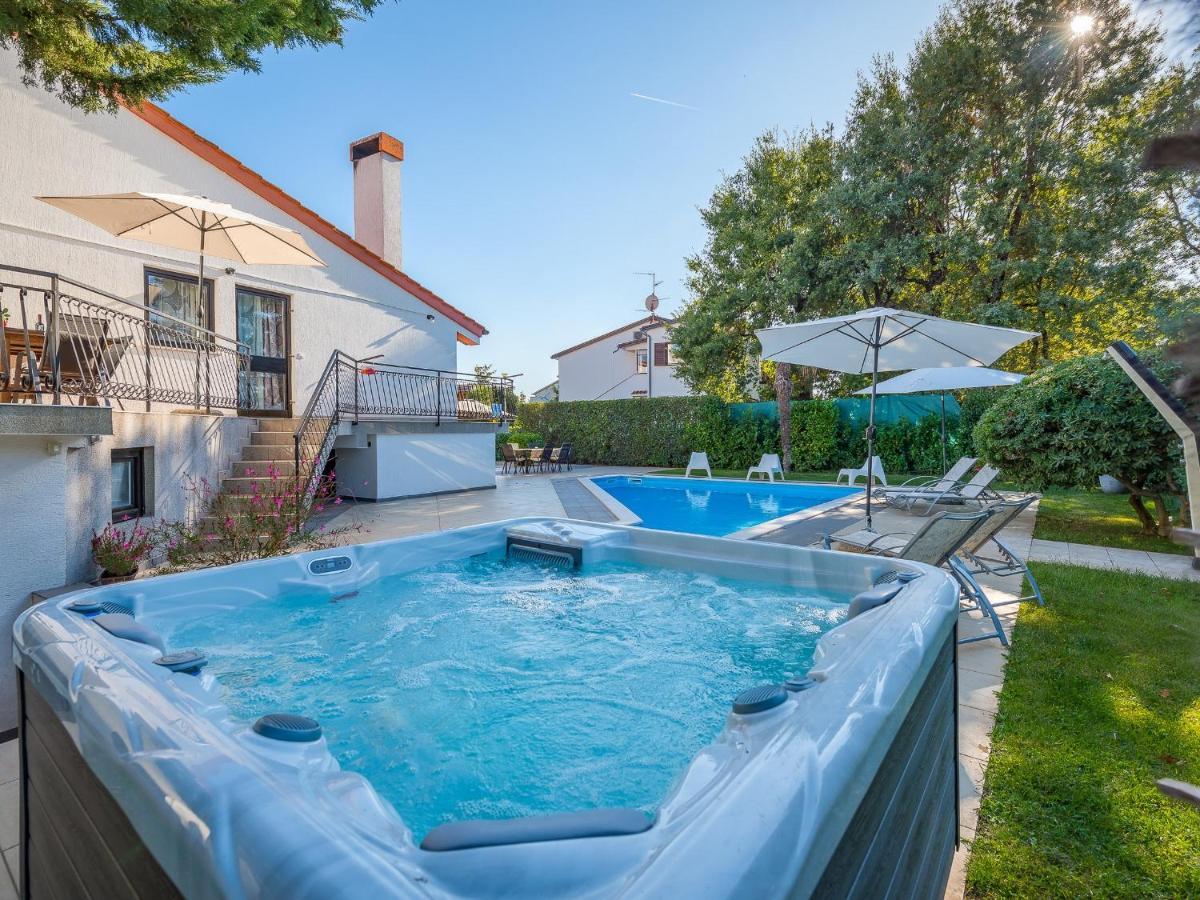 Villa Martimar With Pool And Hot Tub In Istria Rosini ภายนอก รูปภาพ